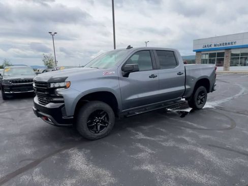 Used 2021 Chevrolet Silverado 1500 LT Trail Boss w/ Convenience Package II AWD/4WD image 4