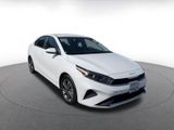 Used 2024 Kia Forte LXS image 3
