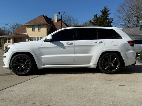 Used 2015 Jeep Grand Cherokee SRT image 5