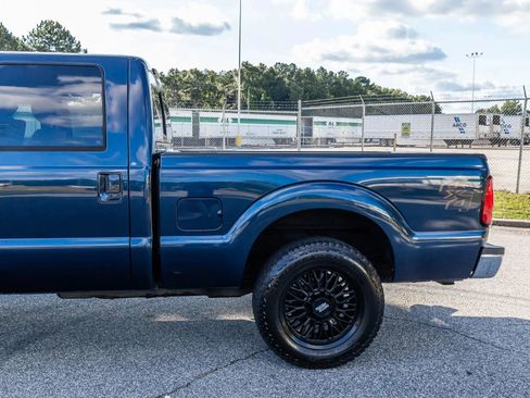Used 2015 Ford F250 Lariat w/ Lariat Interior Package AWD/4WD image 5