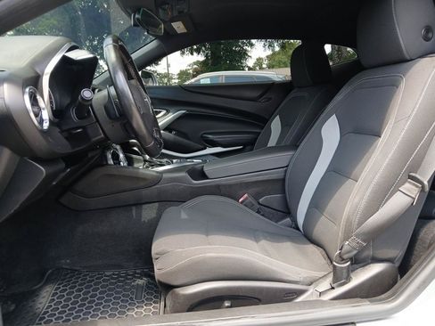 Used 2019 Chevrolet Camaro LT RWD image 16