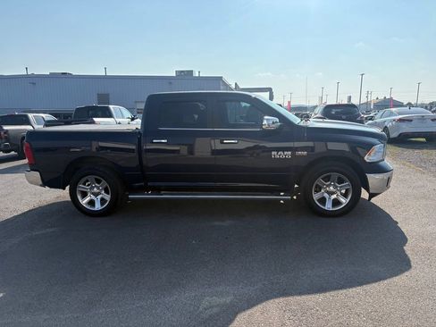 Used 2017 RAM 1500 Lone Star RWD image 4