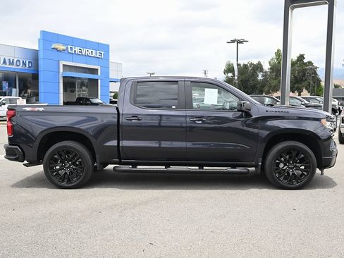 Used 2024 Chevrolet Silverado 1500 RST w/ Convenience Package II AWD/4WD image 3