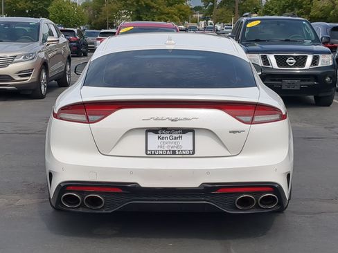 Used 2022 Kia Stinger GT2 RWD image 5