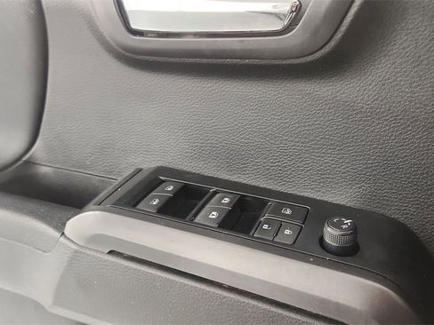 Used 2023 Toyota Tacoma TRD Off-Road image 15