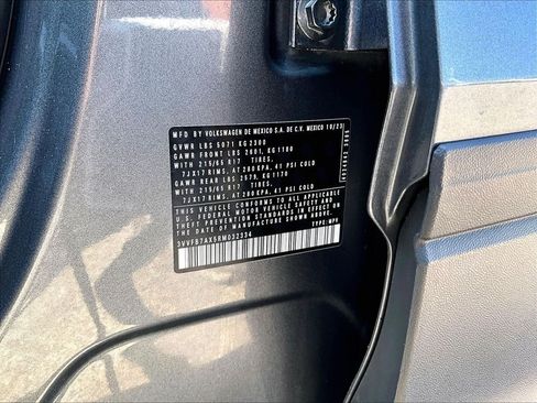 Used 2024 Volkswagen Tiguan S AWD/4WD image 33
