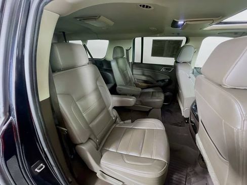 Used 2019 GMC Yukon XL Denali w/ Open Road Package RWD image 32