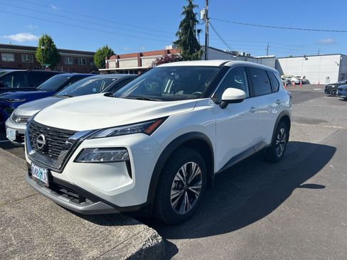 Used 2023 Nissan Rogue SV AWD/4WD image 1