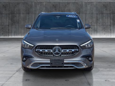 Used 2025 Mercedes-Benz GLA 250 GLA 250 4matic w/ Winter Package image 9