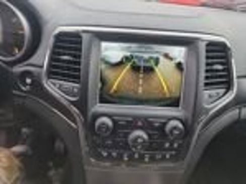 Used 2018 Jeep Grand Cherokee Overland image 8