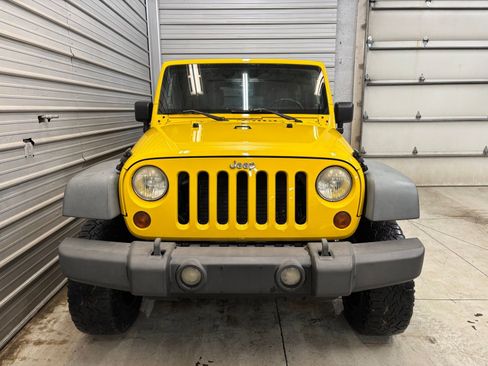 Used 2008 Jeep Wrangler Unlimited X AWD/4WD image 2