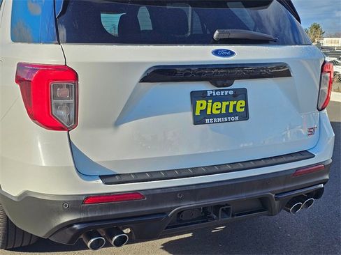 Used 2024 Ford Explorer ST w/ Equipment Group 401A image 7