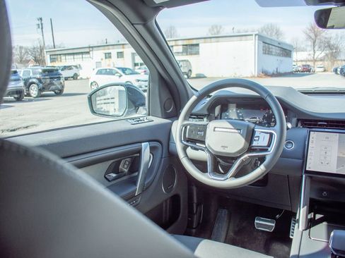 New 2026 Land Rover Discovery Sport Landmark AWD/4WD image 18
