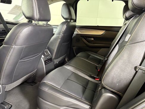 Used 2024 MAZDA CX-90 3.3 Turbo w/ Preferred Package image 39