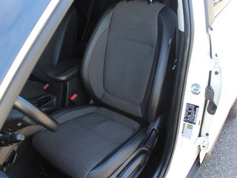Used 2021 Kia Seltos S AWD/4WD image 19