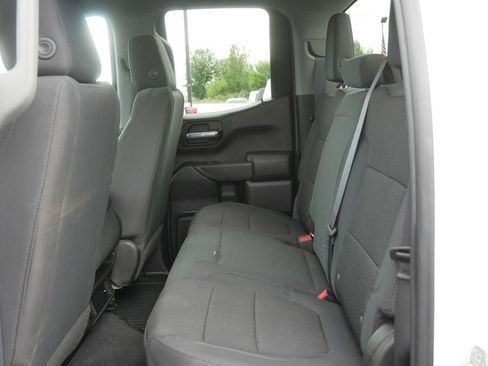 Used 2020 Chevrolet Silverado 1500 Custom w/ Trailering Package AWD/4WD image 15