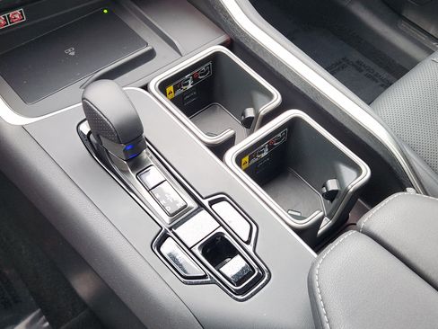 Certified 2025 Lexus TX 500h AWD w/ Technology Package image 22