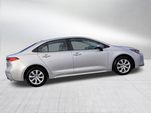 Used 2024 Toyota Corolla LE image 8