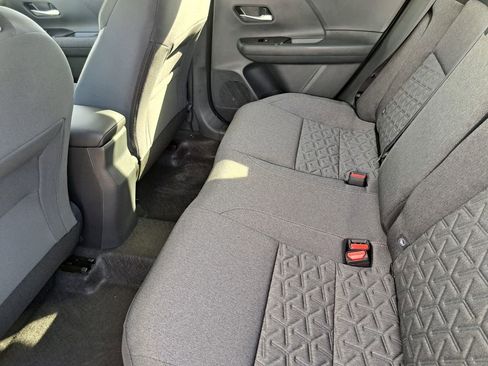 Used 2026 Nissan Kicks SV image 17