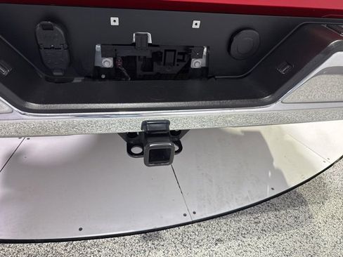 Used 2024 Chevrolet Silverado 1500 LT image 23