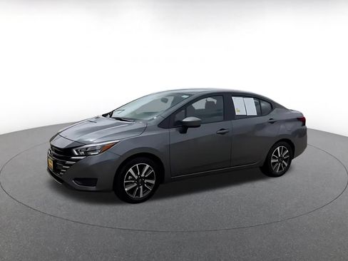 Used 2025 Nissan Versa SV FWD image 8