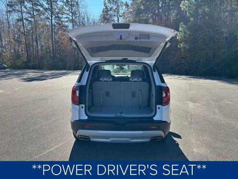 Used 2023 GMC Acadia SLT image 7