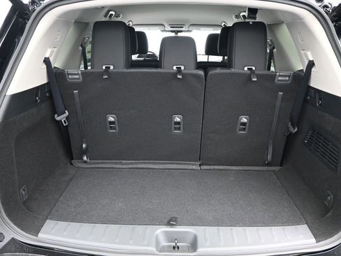 New 2026 Nissan Pathfinder SV image 11