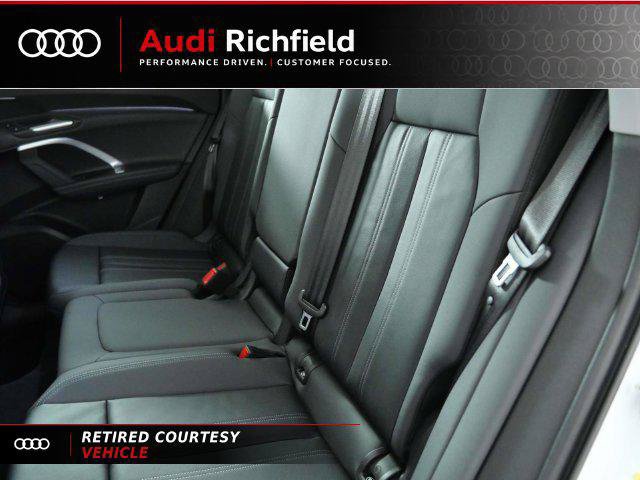 Certified 2025 Audi Q5 Premium w/ Convenience Package AWD/4WD image 20