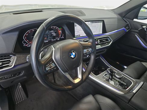 Certified 2022 BMW X5 sDrive40i w/ Premium Package image 13