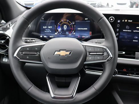 New 2026 Chevrolet Equinox LT image 6