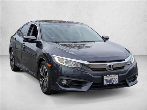 Used 2017 Honda Civic EX-T image 3
