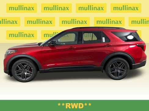 New 2026 Ford Explorer ST image 11