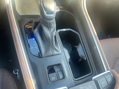 Used 2024 Toyota Grand Highlander AWD image 35