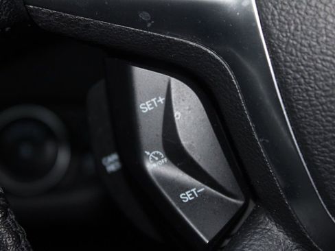 Used 2015 Ford Escape Titanium image 31