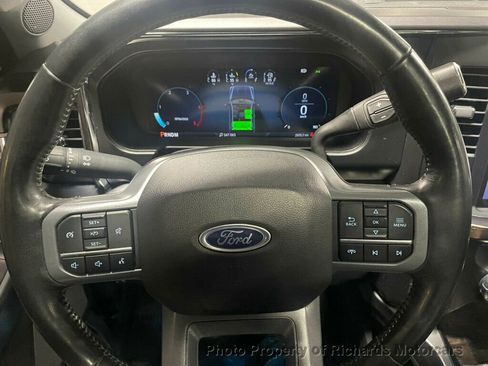 Used 2023 Ford F250 Lariat w/ Sport Appearance Package image 17