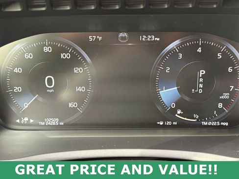 Used 2020 Volvo XC90 T6 Momentum image 16