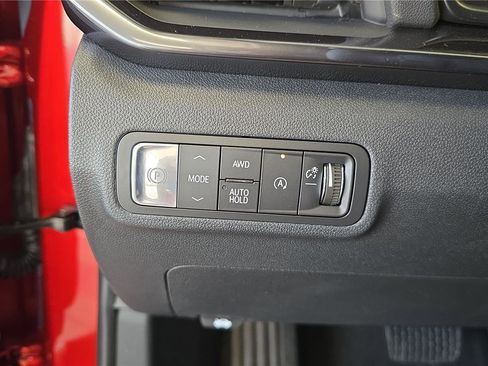 Used 2026 GMC Terrain AT4 w/ Technology Package II AWD/4WD image 21