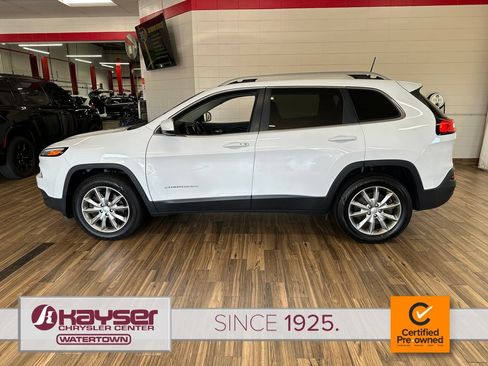 Certified 2018 Jeep Cherokee Limited w/ Trailer Tow Group AWD/4WD image 2