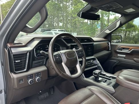 Certified 2023 GMC Sierra 1500 Denali AWD/4WD image 10
