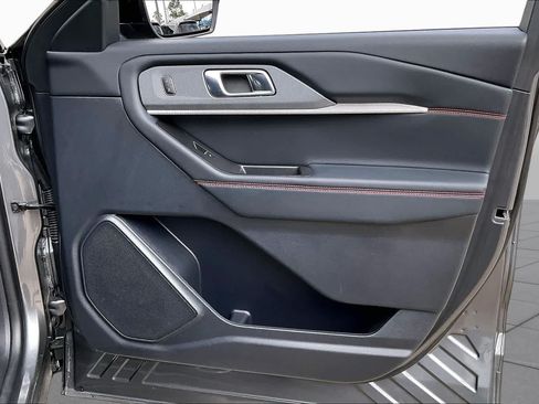 Used 2025 Ford Explorer ST-Line RWD image 22