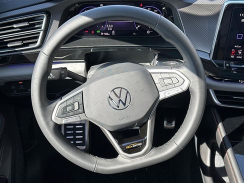 New 2026 Volkswagen Atlas Peak Edition AWD/4WD image 11