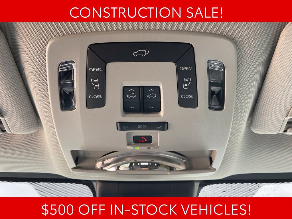 Used 2026 Toyota Sienna XLE AWD/4WD image 19