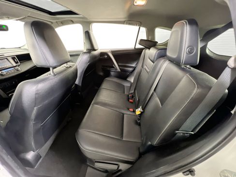 Used 2016 Toyota RAV4 Limited image 24