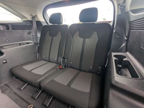 New 2026 Kia Sorento LX FWD image 15