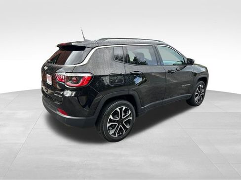 Used 2022 Jeep Compass Limited AWD/4WD image 7