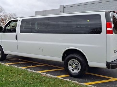 Certified 2024 Chevrolet Express 3500 LT w/ LT Preferred Equipment Group image 6