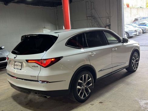 Used 2023 Acura MDX SH-AWD w/ Technology Package image 7