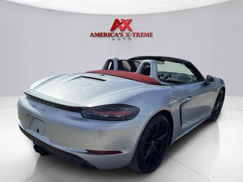 Used 2018 Porsche 718 Boxster RWD image 59