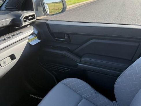New 2025 Toyota Tacoma SR5 image 32