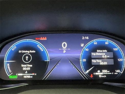 Used 2024 Toyota Venza Limited image 13